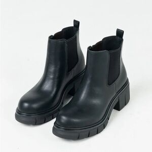 Princess Polly Damage Boots Black